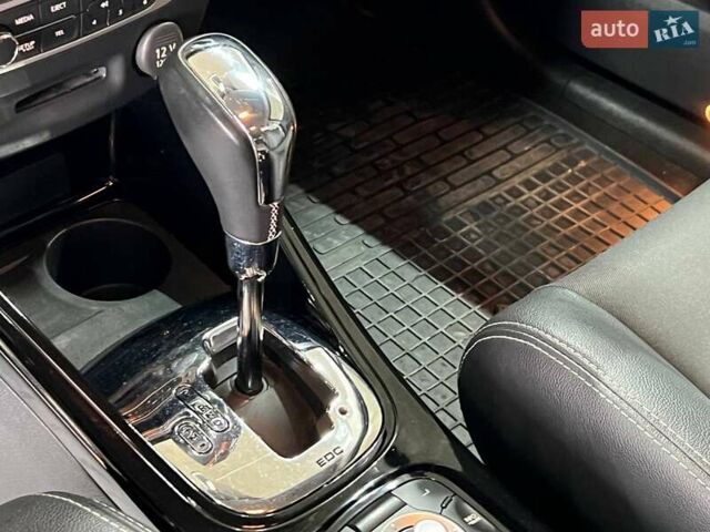 Черный Рено Меган, объемом двигателя 1.46 л и пробегом 294 тыс. км за 9200 $, фото 15 на Automoto.ua