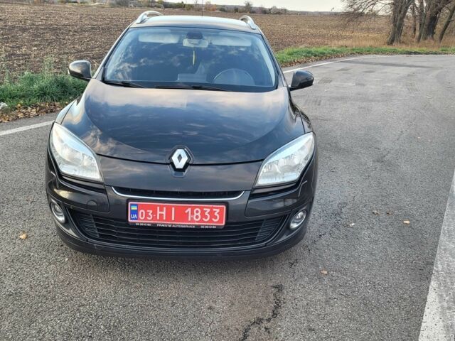 Рено Меган 2013 в Сумах на Automoto.ua Черный Рено Меган, объемом двигателя 1.5 л и пробегом 224 тыс. км за 8400 $, фото 2 на Automoto.ua