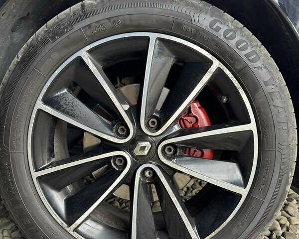 Черный Рено Меган, объемом двигателя 1.46 л и пробегом 266 тыс. км за 9100 $, фото 3 на Automoto.ua