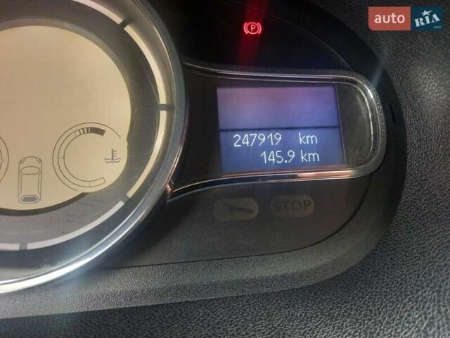 Черный Рено Меган, объемом двигателя 1.46 л и пробегом 247 тыс. км за 7600 $, фото 1 на Automoto.ua