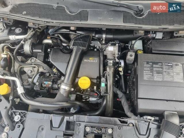 Черный Рено Меган, объемом двигателя 1.5 л и пробегом 208 тыс. км за 7450 $, фото 11 на Automoto.ua