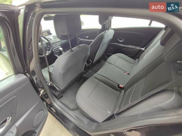 Черный Рено Меган, объемом двигателя 1.46 л и пробегом 254 тыс. км за 6700 $, фото 3 на Automoto.ua