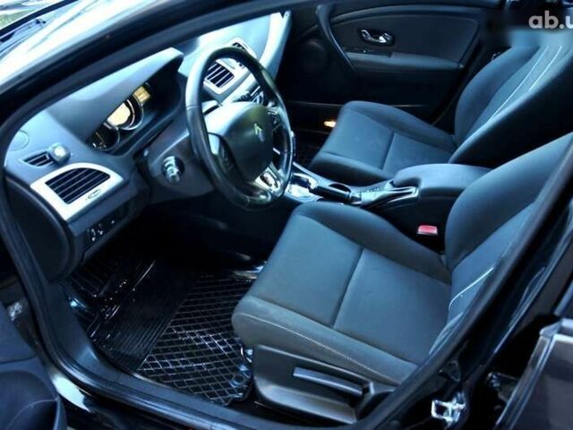 Черный Рено Меган, объемом двигателя 1.5 л и пробегом 240 тыс. км за 6999 $, фото 24 на Automoto.ua