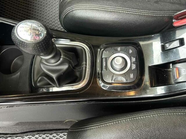 Черный Рено Меган, объемом двигателя 1.5 л и пробегом 345 тыс. км за 8300 $, фото 9 на Automoto.ua