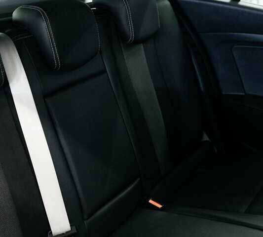 Черный Рено Меган, объемом двигателя 1.46 л и пробегом 290 тыс. км за 8400 $, фото 27 на Automoto.ua