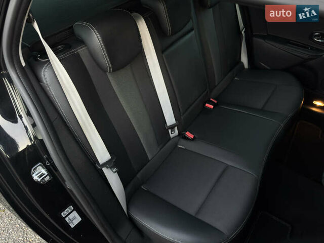 Черный Рено Меган, объемом двигателя 1.5 л и пробегом 240 тыс. км за 8950 $, фото 86 на Automoto.ua