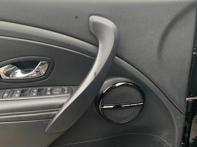 Чорний Рено Меган, об'ємом двигуна 1.5 л та пробігом 228 тис. км за 9300 $, фото 2 на Automoto.ua