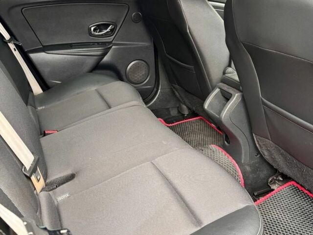 Черный Рено Меган, объемом двигателя 1.6 л и пробегом 227 тыс. км за 9000 $, фото 13 на Automoto.ua