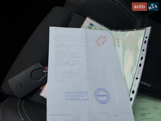 Черный Рено Меган, объемом двигателя 1.5 л и пробегом 237 тыс. км за 9300 $, фото 54 на Automoto.ua