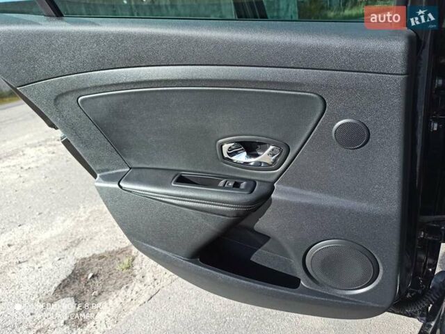 Чорний Рено Меган, об'ємом двигуна 1.46 л та пробігом 219 тис. км за 8600 $, фото 84 на Automoto.ua