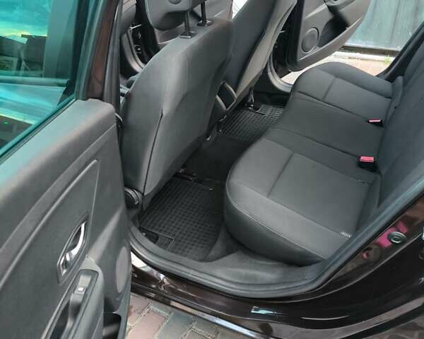 Черный Рено Меган, объемом двигателя 1.46 л и пробегом 270 тыс. км за 9300 $, фото 10 на Automoto.ua