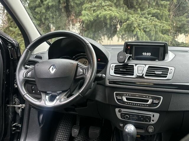 Черный Рено Меган, объемом двигателя 1.5 л и пробегом 260 тыс. км за 8600 $, фото 16 на Automoto.ua