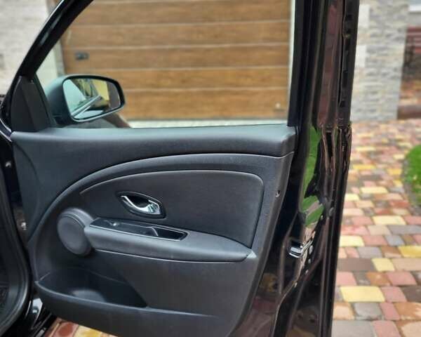 Черный Рено Меган, объемом двигателя 1.46 л и пробегом 252 тыс. км за 6950 $, фото 1 на Automoto.ua