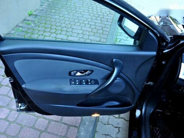 Черный Рено Меган, объемом двигателя 1.5 л и пробегом 240 тыс. км за 6999 $, фото 26 на Automoto.ua