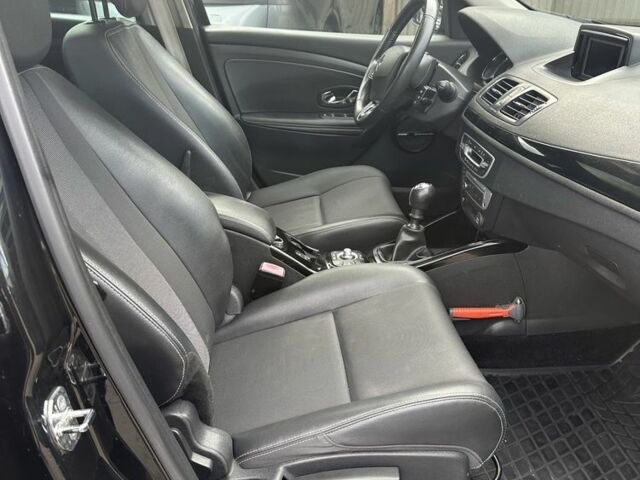 Черный Рено Меган, объемом двигателя 1.5 л и пробегом 183 тыс. км за 1599 $, фото 16 на Automoto.ua