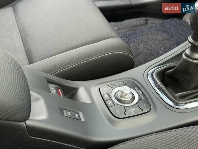 Черный Рено Меган, объемом двигателя 1.5 л и пробегом 257 тыс. км за 9350 $, фото 34 на Automoto.ua