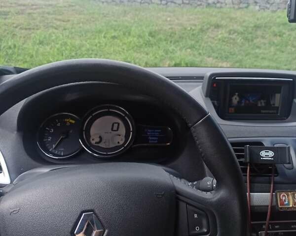 Черный Рено Меган, объемом двигателя 1.46 л и пробегом 228 тыс. км за 9400 $, фото 32 на Automoto.ua