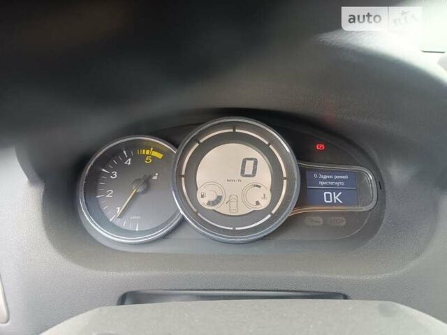 Чорний Рено Меган, об'ємом двигуна 1.5 л та пробігом 271 тис. км за 8200 $, фото 7 на Automoto.ua