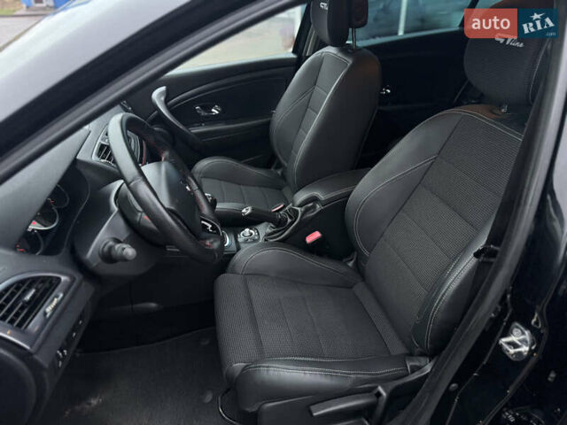 Черный Рено Меган, объемом двигателя 1.5 л и пробегом 237 тыс. км за 9300 $, фото 26 на Automoto.ua