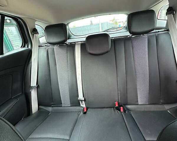 Черный Рено Меган, объемом двигателя 1.5 л и пробегом 240 тыс. км за 7700 $, фото 13 на Automoto.ua