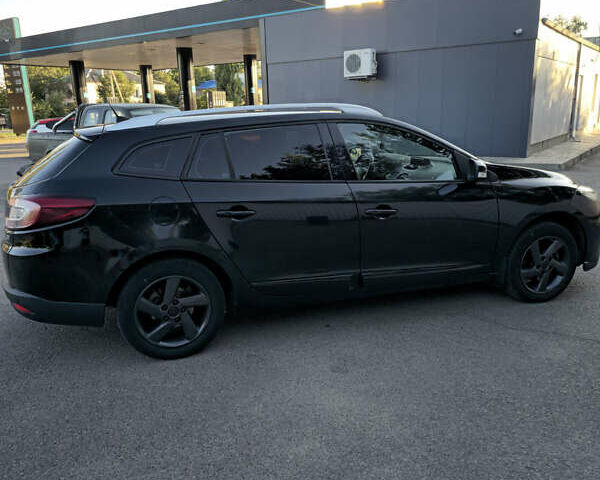 Черный Рено Меган, объемом двигателя 1.5 л и пробегом 390 тыс. км за 6800 $, фото 2 на Automoto.ua