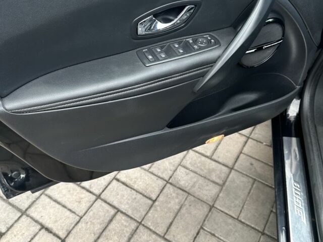 Черный Рено Меган, объемом двигателя 1.5 л и пробегом 183 тыс. км за 1599 $, фото 12 на Automoto.ua