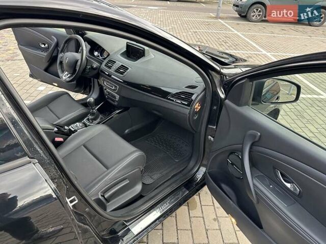 Чорний Рено Меган, об'ємом двигуна 1.6 л та пробігом 198 тис. км за 9500 $, фото 74 на Automoto.ua