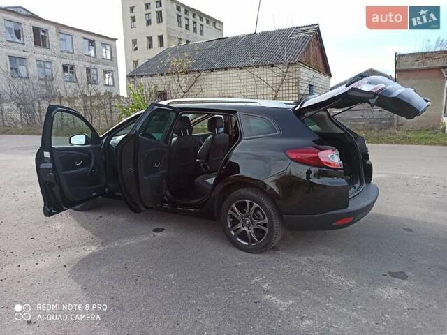Чорний Рено Меган, об'ємом двигуна 1.46 л та пробігом 219 тис. км за 8600 $, фото 19 на Automoto.ua