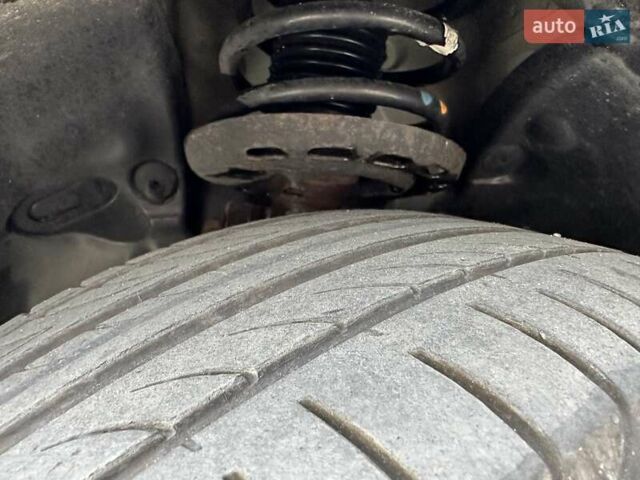 Чорний Рено Меган, об'ємом двигуна 1.6 л та пробігом 198 тис. км за 9500 $, фото 47 на Automoto.ua