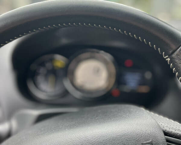 Черный Рено Меган, объемом двигателя 1.4 л и пробегом 270 тыс. км за 8500 $, фото 19 на Automoto.ua