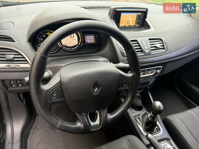 Черный Рено Меган, объемом двигателя 1.46 л и пробегом 255 тыс. км за 7000 $, фото 18 на Automoto.ua
