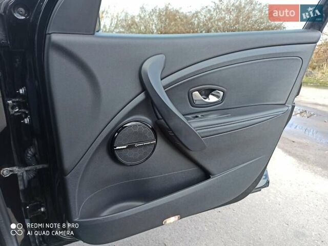 Чорний Рено Меган, об'ємом двигуна 1.46 л та пробігом 219 тис. км за 8600 $, фото 81 на Automoto.ua