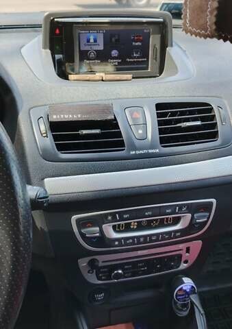 Чорний Рено Меган, об'ємом двигуна 1.46 л та пробігом 274 тис. км за 8500 $, фото 10 на Automoto.ua