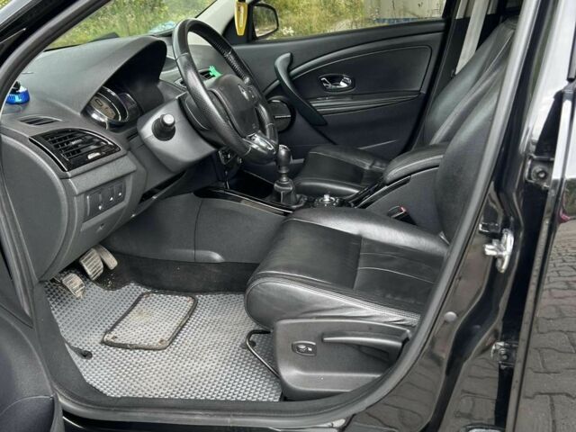 Черный Рено Меган, объемом двигателя 1.5 л и пробегом 345 тыс. км за 8300 $, фото 10 на Automoto.ua