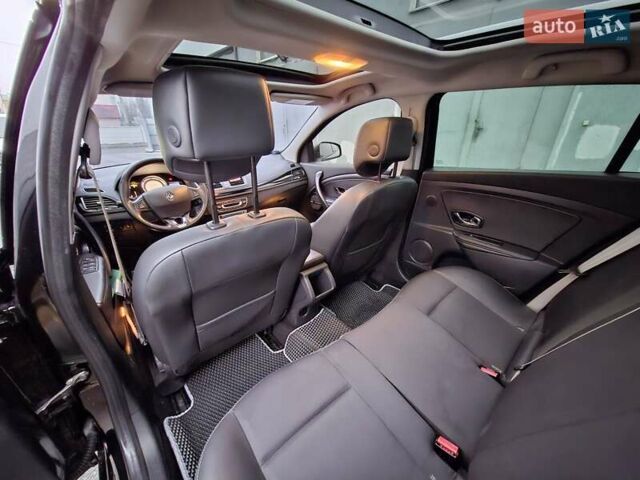 Черный Рено Меган, объемом двигателя 1.5 л и пробегом 287 тыс. км за 8700 $, фото 18 на Automoto.ua