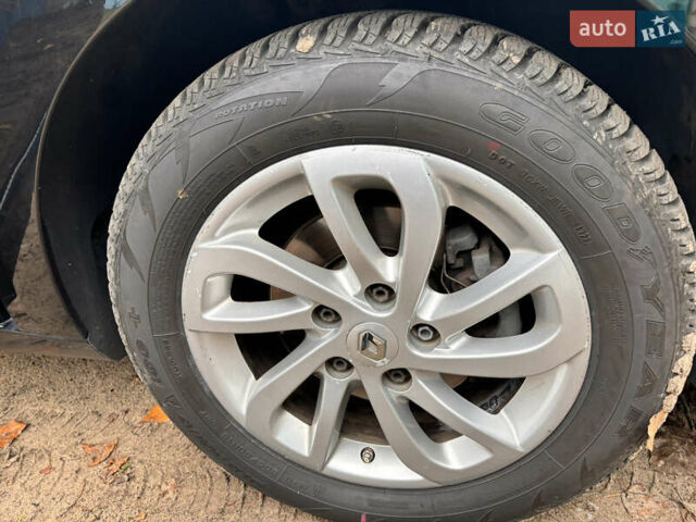 Чорний Рено Меган, об'ємом двигуна 1.5 л та пробігом 227 тис. км за 8800 $, фото 20 на Automoto.ua