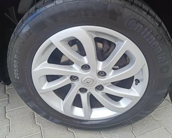 Черный Рено Меган, объемом двигателя 1.46 л и пробегом 228 тыс. км за 9400 $, фото 41 на Automoto.ua