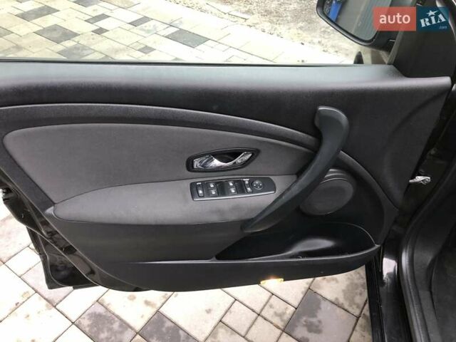 Черный Рено Меган, объемом двигателя 1.5 л и пробегом 185 тыс. км за 7600 $, фото 10 на Automoto.ua