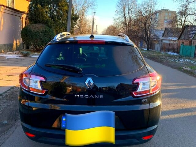 Черный Рено Меган, объемом двигателя 1.5 л и пробегом 186 тыс. км за 9599 $, фото 1 на Automoto.ua