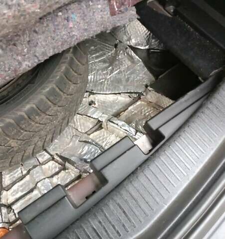 Черный Рено Меган, объемом двигателя 1.5 л и пробегом 276 тыс. км за 8300 $, фото 19 на Automoto.ua