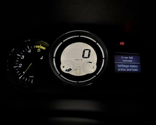 Рено Меган 2013 в Львове на Automoto.ua Черный Рено Меган, объемом двигателя 1.46 л и пробегом 248 тыс. км за 8500 $, фото 12 на Automoto.ua