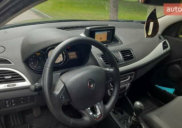 Черный Рено Меган, объемом двигателя 1.5 л и пробегом 276 тыс. км за 8000 $, фото 49 на Automoto.ua