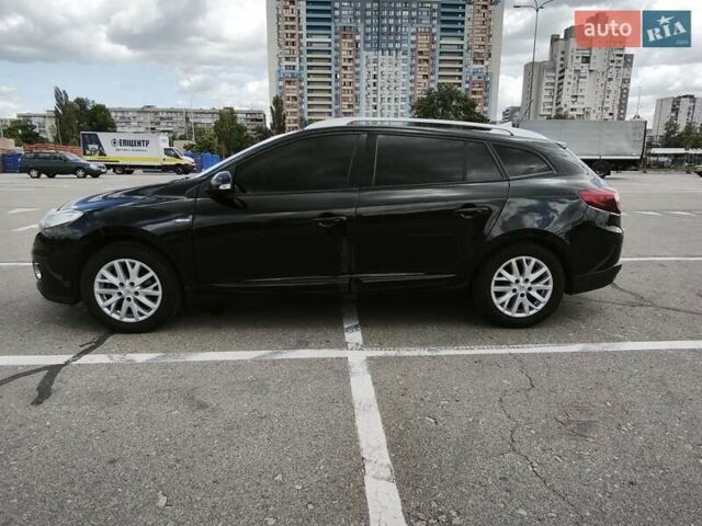 Черный Рено Меган, объемом двигателя 1.46 л и пробегом 350 тыс. км за 9000 $, фото 5 на Automoto.ua