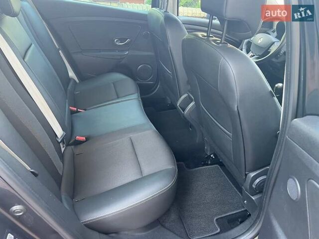 Чорний Рено Меган, об'ємом двигуна 1.5 л та пробігом 264 тис. км за 9300 $, фото 16 на Automoto.ua