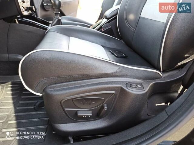 Чорний Рено Меган, об'ємом двигуна 1.46 л та пробігом 219 тис. км за 8600 $, фото 50 на Automoto.ua