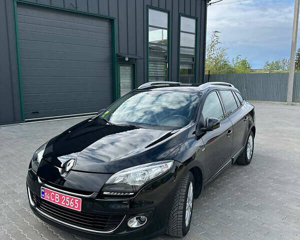 Черный Рено Меган, объемом двигателя 1.5 л и пробегом 240 тыс. км за 7700 $, фото 1 на Automoto.ua