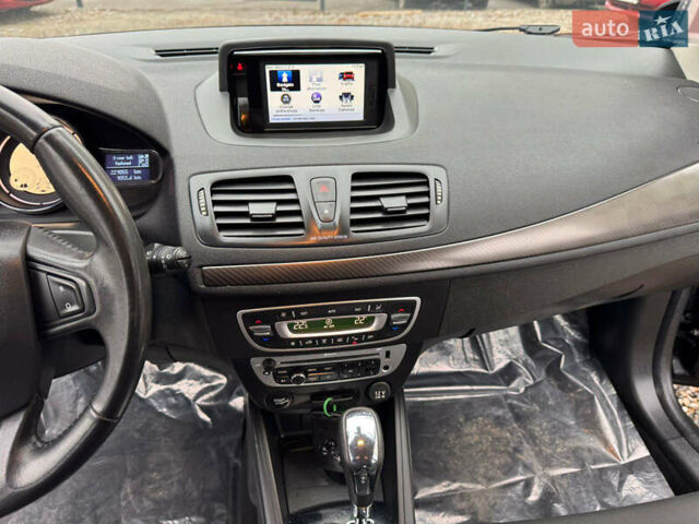 Черный Рено Меган, объемом двигателя 0 л и пробегом 221 тыс. км за 8500 $, фото 41 на Automoto.ua