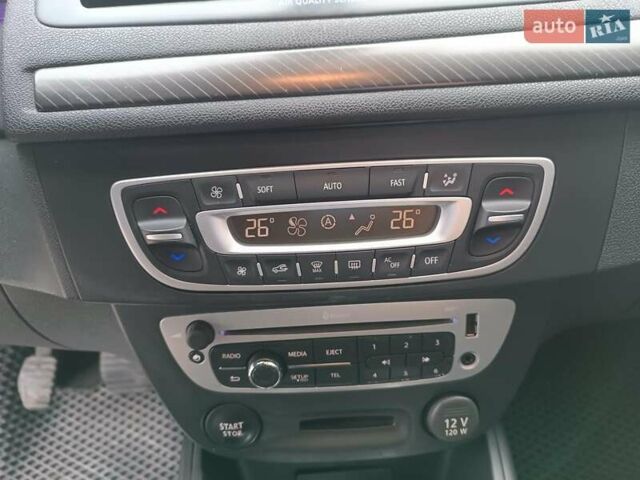 Черный Рено Меган, объемом двигателя 1.5 л и пробегом 248 тыс. км за 9540 $, фото 22 на Automoto.ua