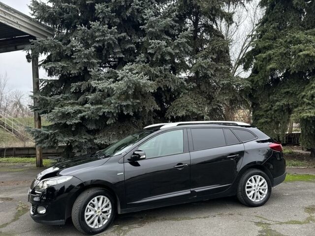 Черный Рено Меган, объемом двигателя 1.5 л и пробегом 260 тыс. км за 8600 $, фото 5 на Automoto.ua