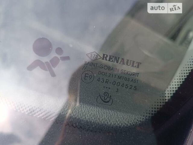 Чорний Рено Меган, об'ємом двигуна 1.5 л та пробігом 271 тис. км за 8200 $, фото 22 на Automoto.ua